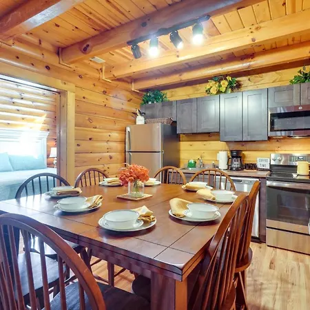Lovely Gatlinburg Cabin With Private Hot Tub! Exterior photo