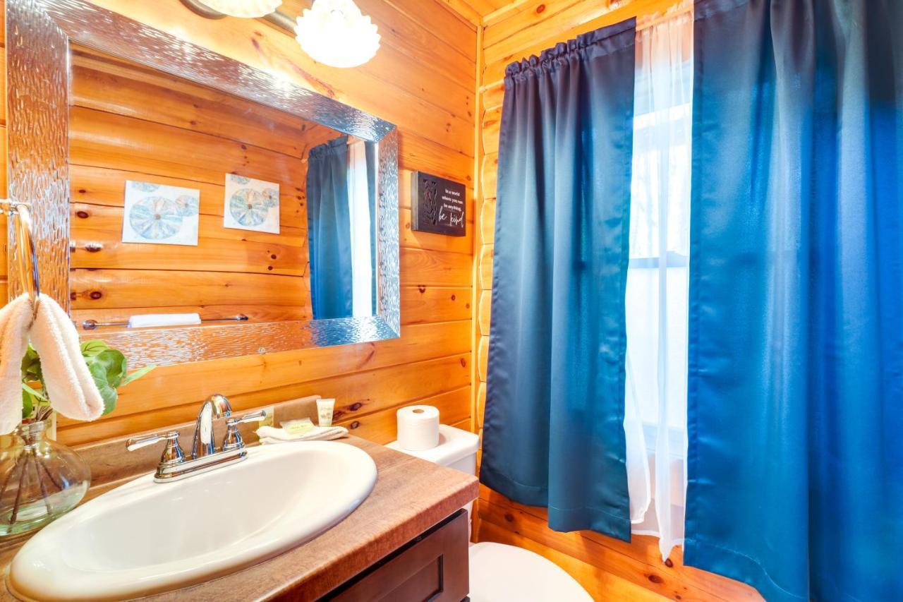 Casa de Férias Lovely With Private Hot Tub! *
